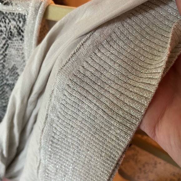 DKNY top - Picture 4 of 5